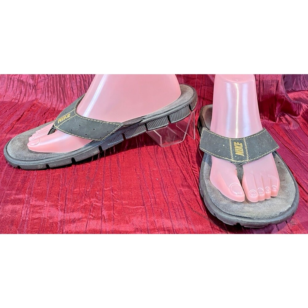 Mens Nike Brown Marina Flip Flop Style Sandals Sz 9